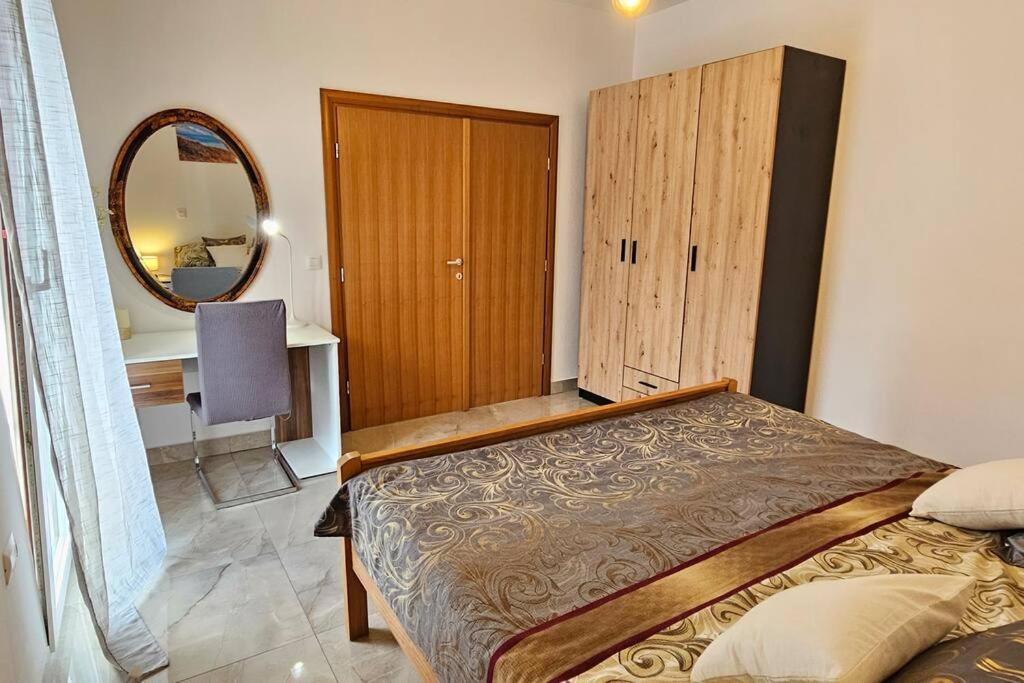 Apartmani Mira Zadar Exteriör bild